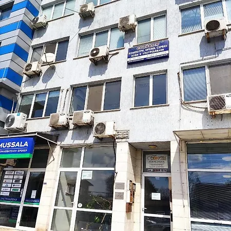 Tanya's Flat * Varna